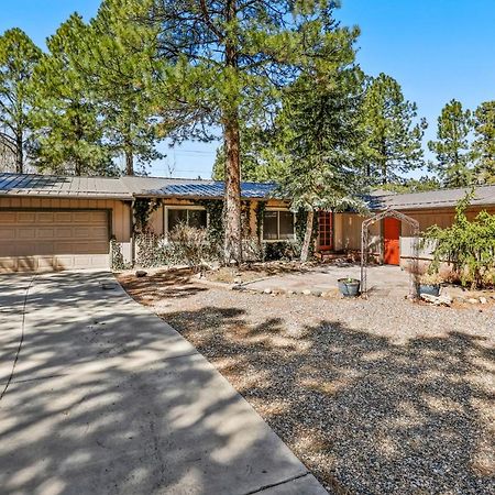 Captivating Continental Country Club Retreat With 4 Bdr And Spacious Deck! Flagstaff Buitenkant foto