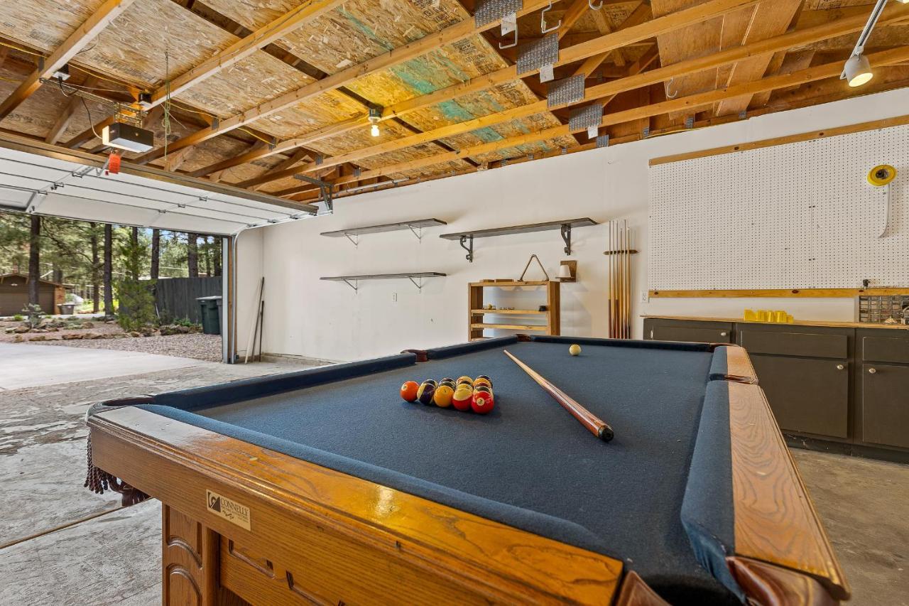 Captivating Continental Country Club Retreat With 4 Bdr And Spacious Deck! Flagstaff Buitenkant foto