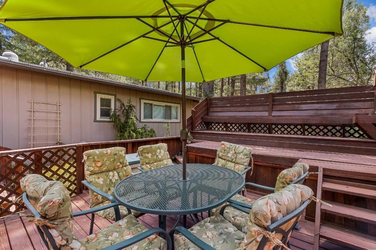 Captivating Continental Country Club Retreat With 4 Bdr And Spacious Deck! Flagstaff Buitenkant foto